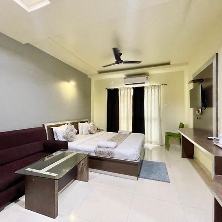 Hotel Trends In Puri Exterior photo