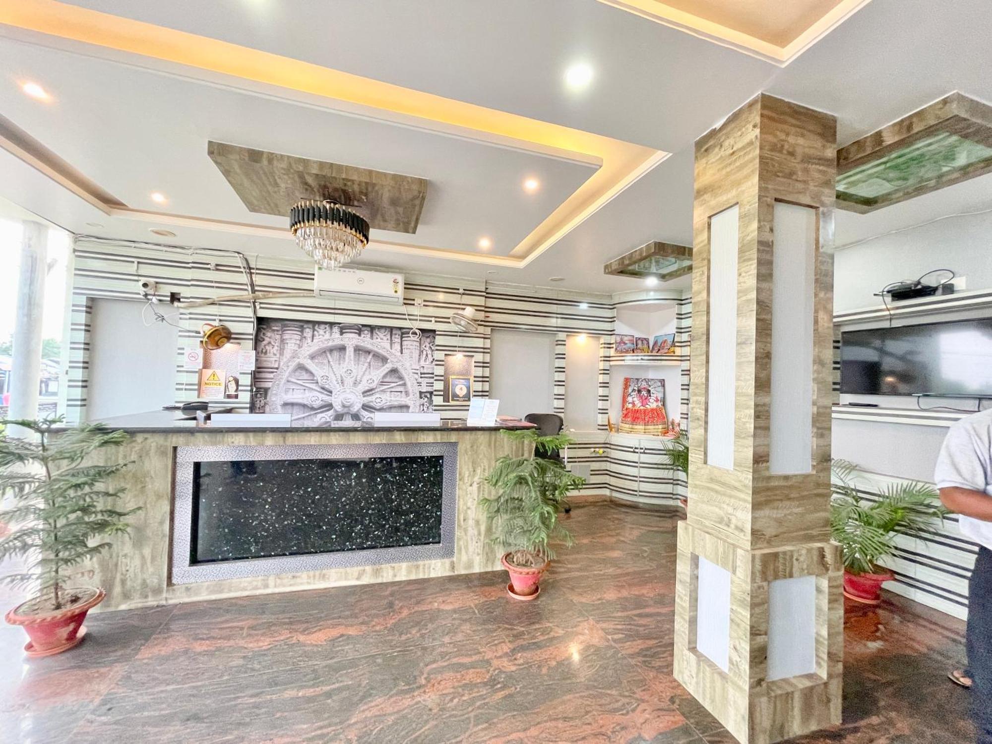 Hotel Trends In Puri Exterior photo