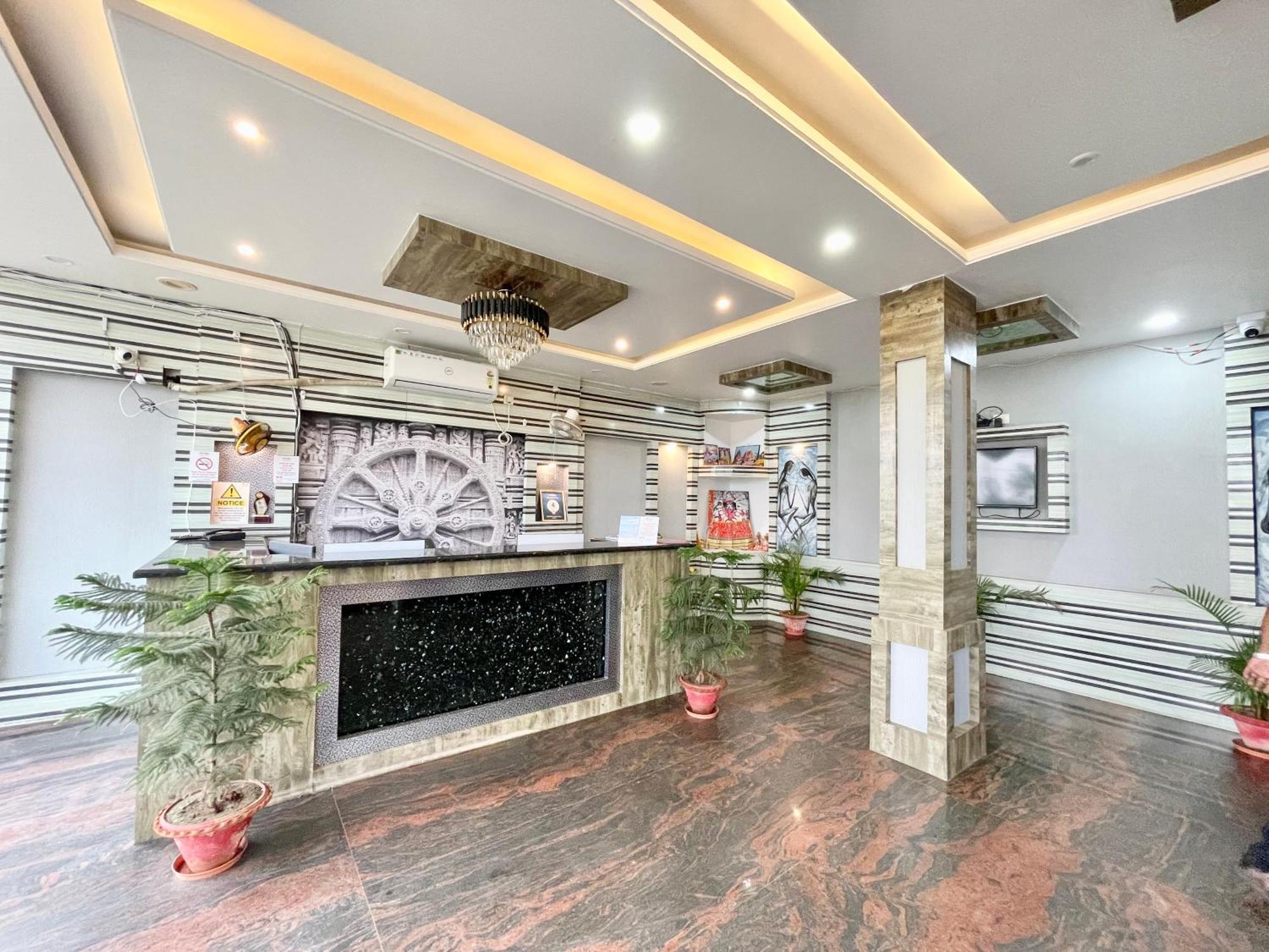 Hotel Trends In Puri Exterior photo