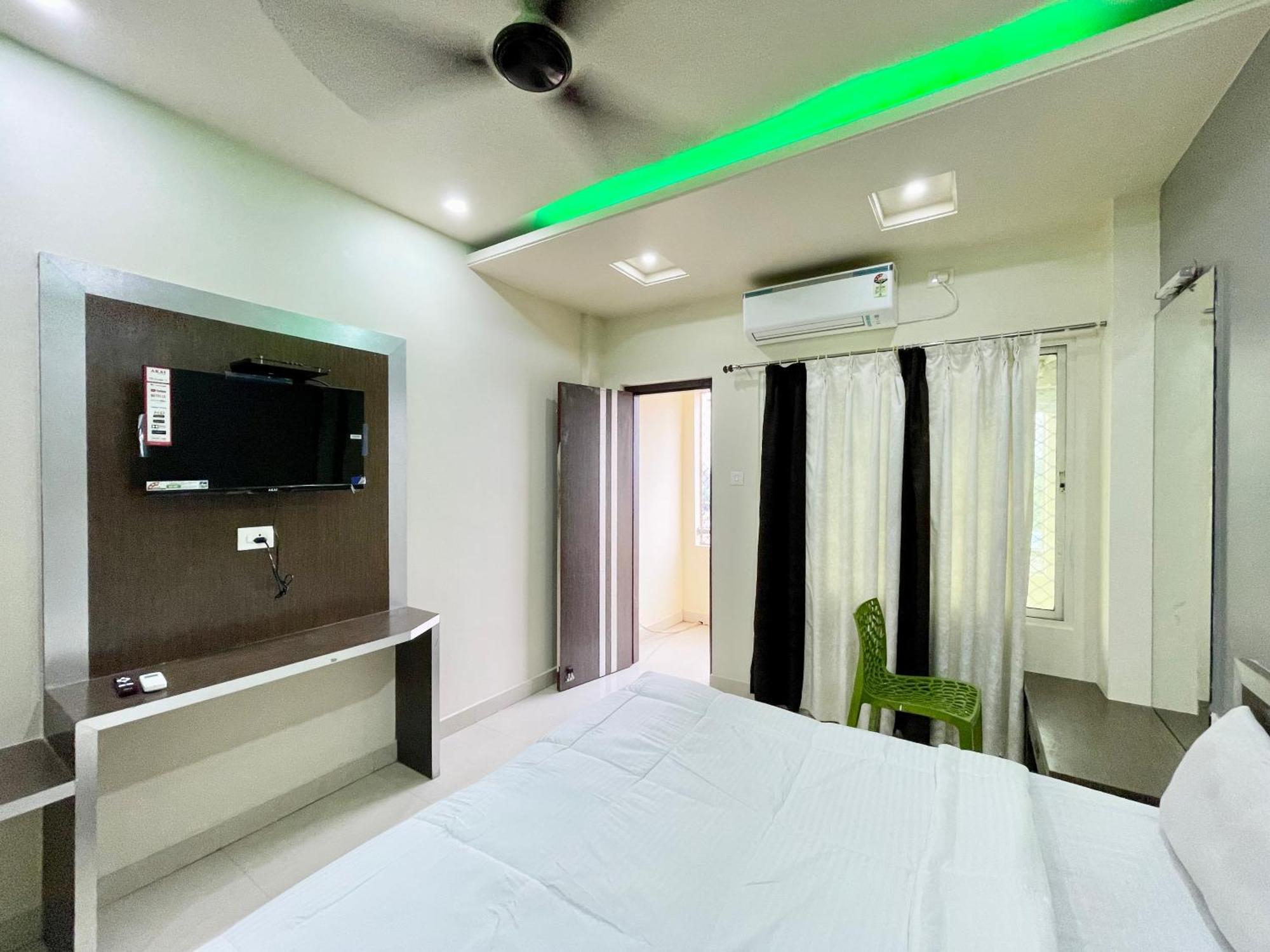 Hotel Trends In Puri Exterior photo