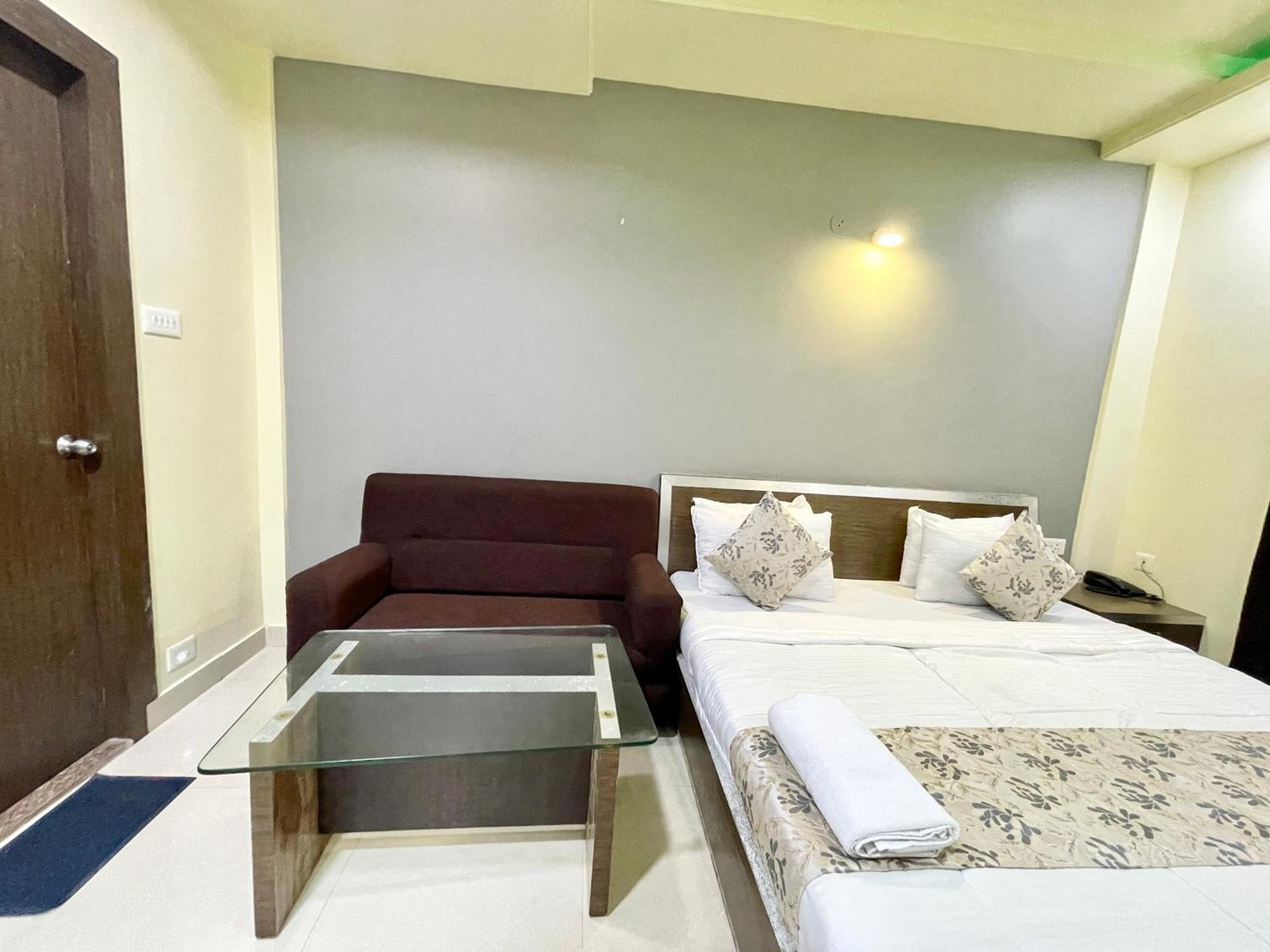 Hotel Trends In Puri Exterior photo